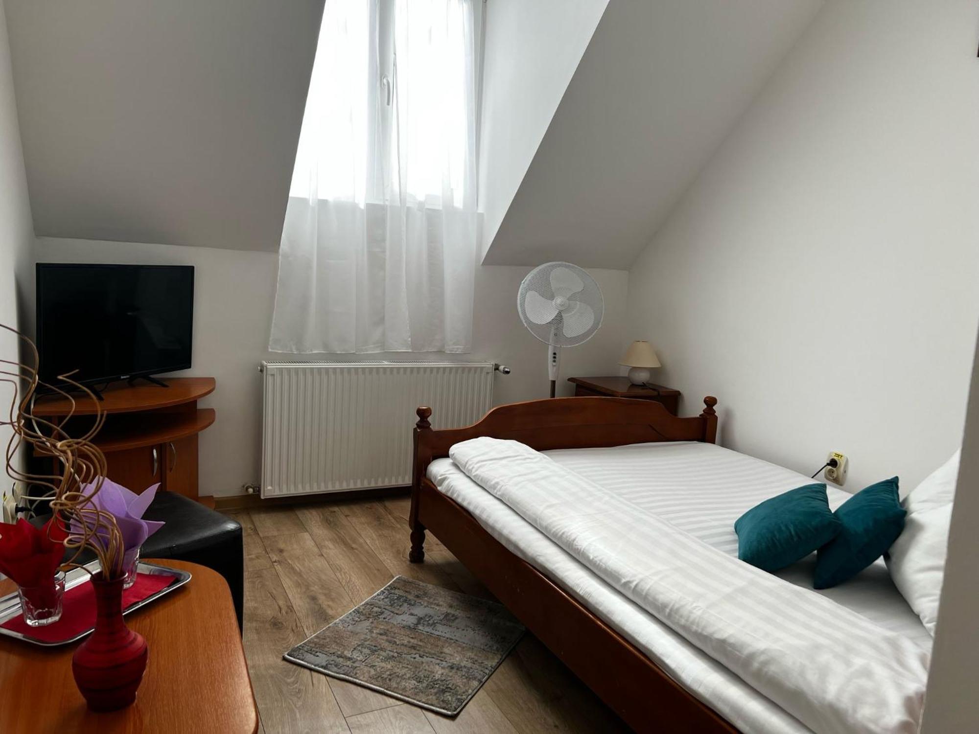 Motel Gela Inoc Ngoại thất bức ảnh